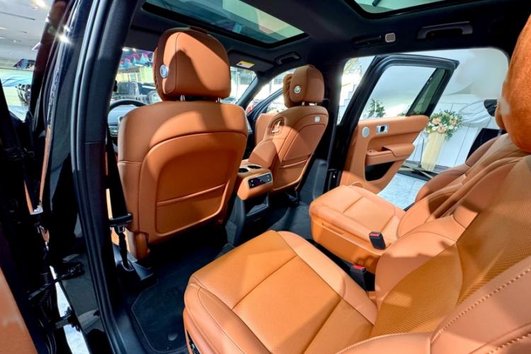Used Li Auto L8 2024 Pro Model Interior 10