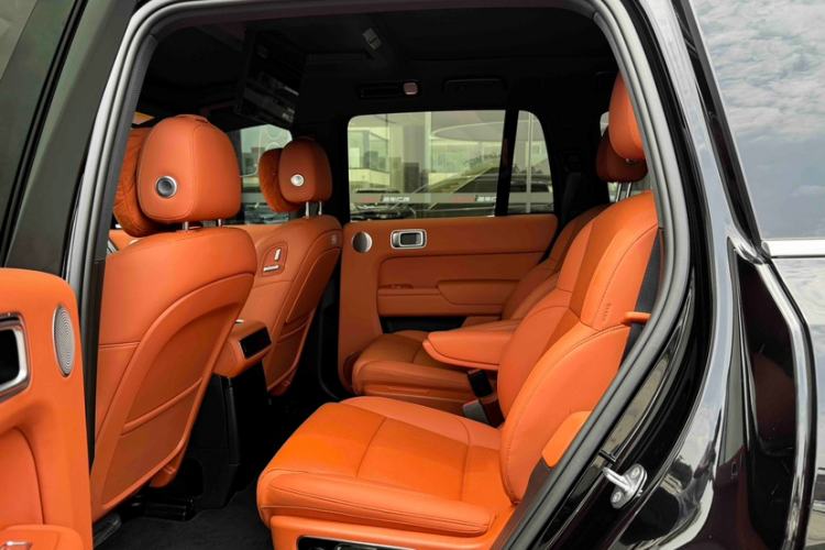 Used Li Auto L8 2024 Ultra Model Interior 2