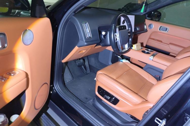 Used Li Auto L8 2024 Pro Model Interior 3