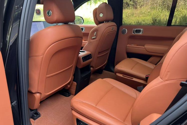Used Li Auto L8 2024 Pro Model Interior 3