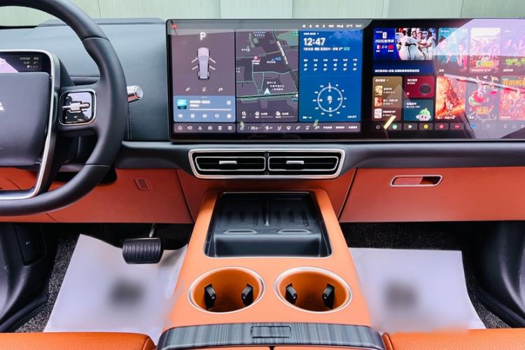 Used Li Auto L8 2024 Pro Model Interior 3