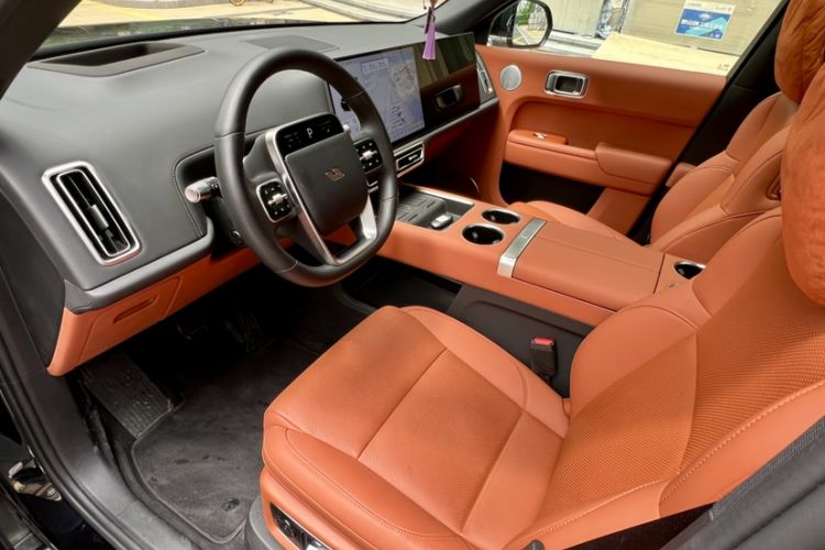 Used Li Auto L8 2024 Ultra Model Interior 4
