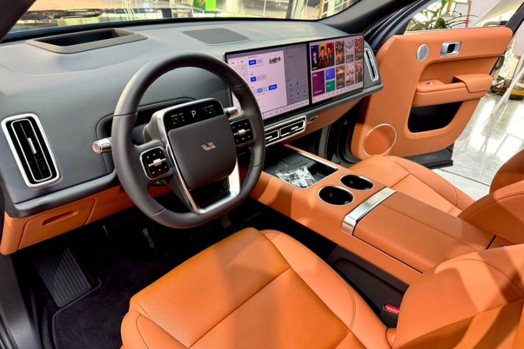 Used Li Auto L8 2024 Pro Model Interior 6