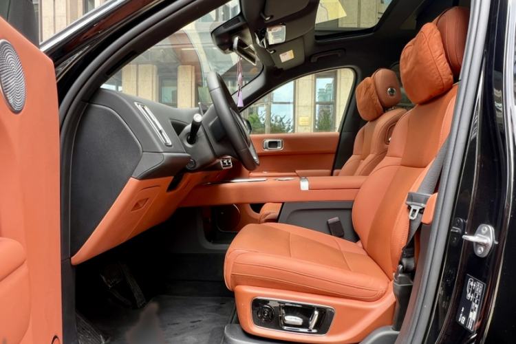 Used Li Auto L8 2024 Ultra Model Interior 6