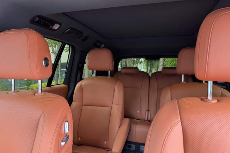 Used Li Auto L8 2024 Pro Model Interior 8