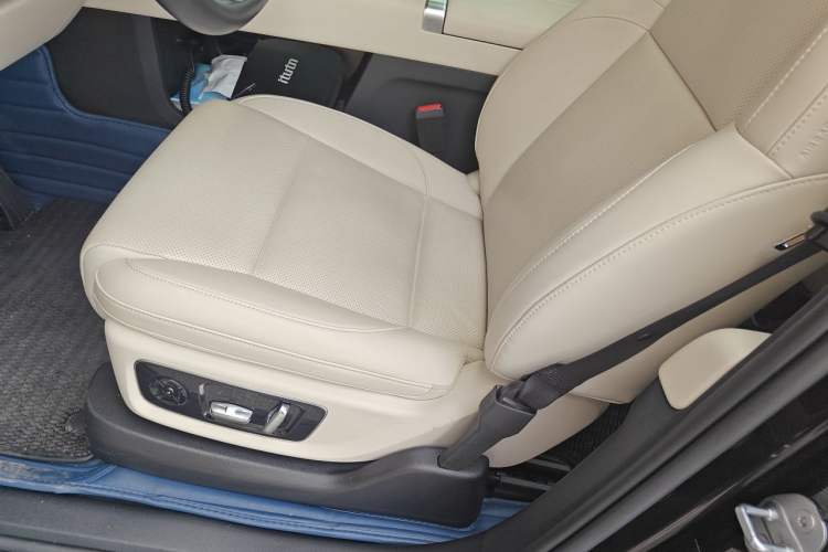 Used Li Auto L8 2024 Max Left Front Seat