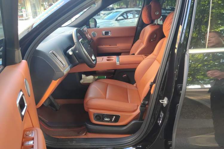 Used Li Auto L8 2024 Pro Model Left Front Seat