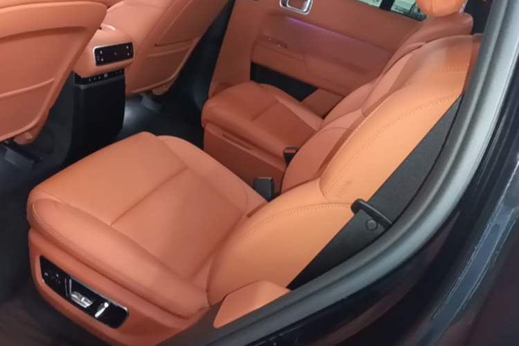 Used Li Auto L8 2024 Max Left Rear Seat