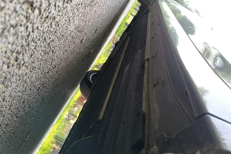 Used Li Auto L8 2024 Max Left Side Sill