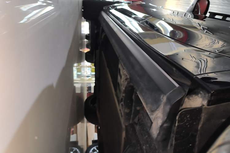Used Li Auto L8 2024 Max Left Side Sill