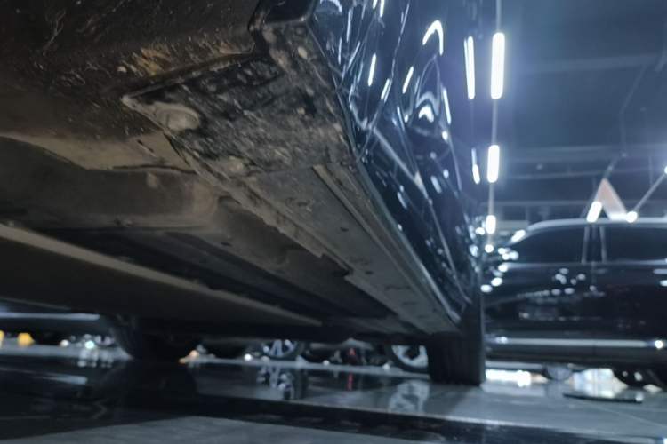Used Li Auto L8 2024 Pro Model Left Side Sill