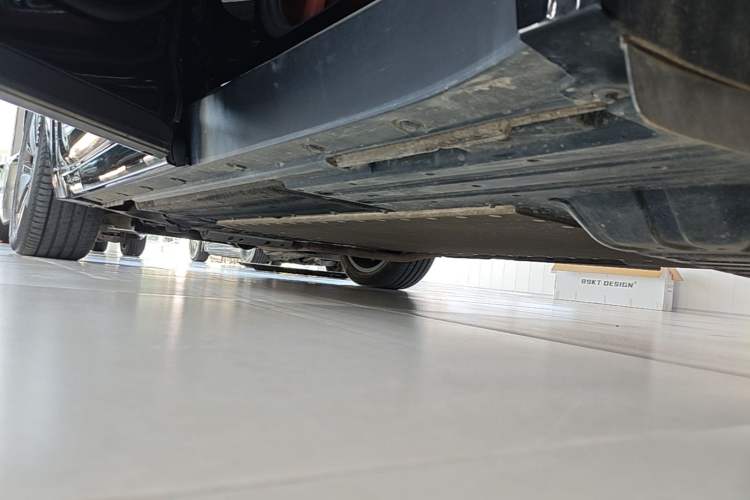 Used Li Auto L8 2024 Pro Model Left Side Sill