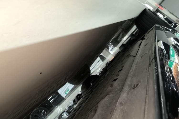Used Li Auto L8 2024 Pro Model Left Side Sill