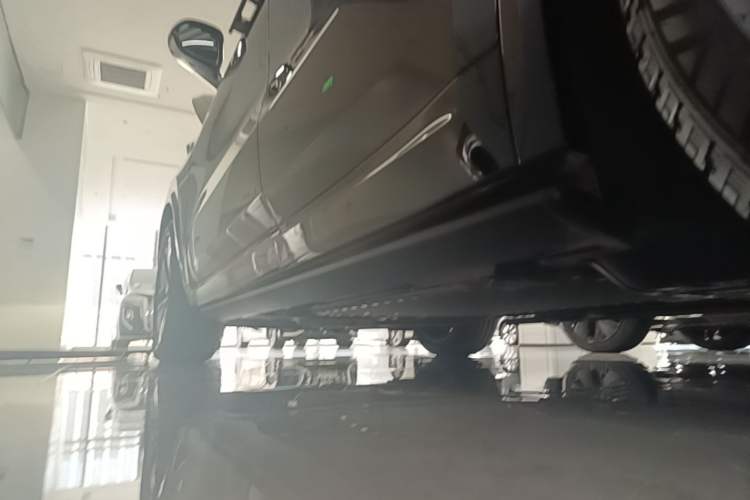 Used Li Auto L8 2024 Pro Model Left Side Sill