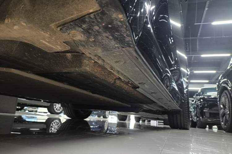 Used Li Auto L8 2024 Max Left Side Sill