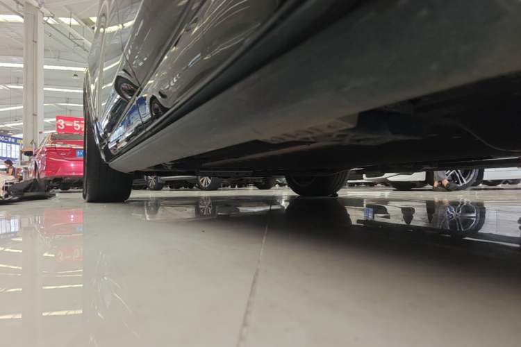 Used Li Auto L8 2024 Pro Model Left Side Sill