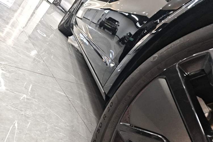 Used Li Auto L8 2024 Max Left Side Sill