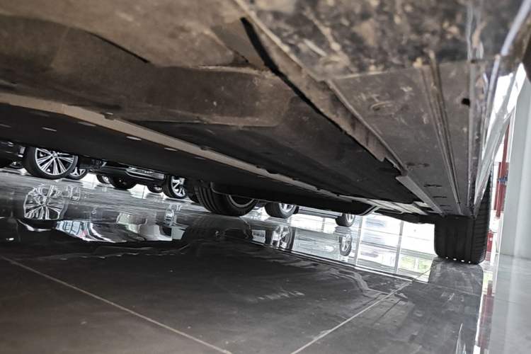 Used Li Auto L8 2024 Max Left Side Sill
