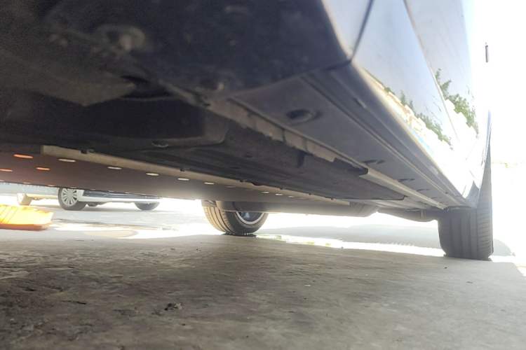 Used Li Auto L8 2024 Max Left Side Sill