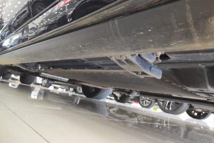 Used Li Auto L8 2024 Max Left Side Sill