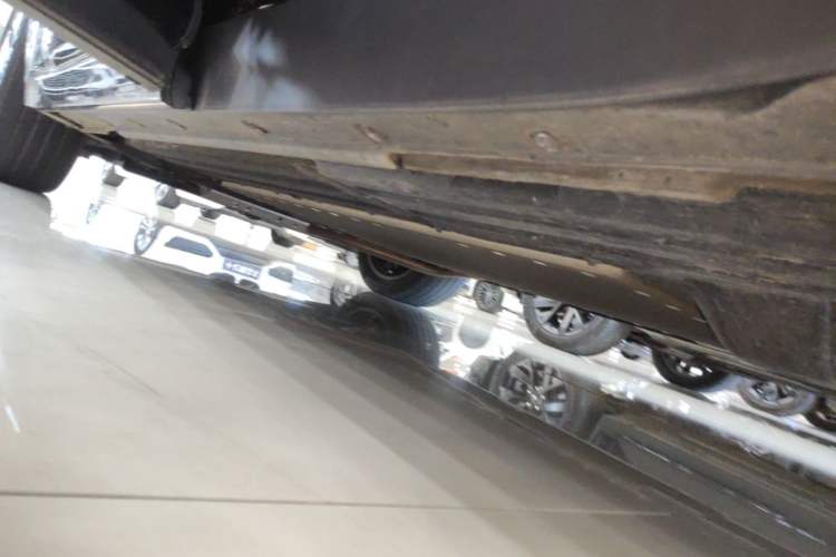 Used Li Auto L8 2024 Pro Model Left Side Sill