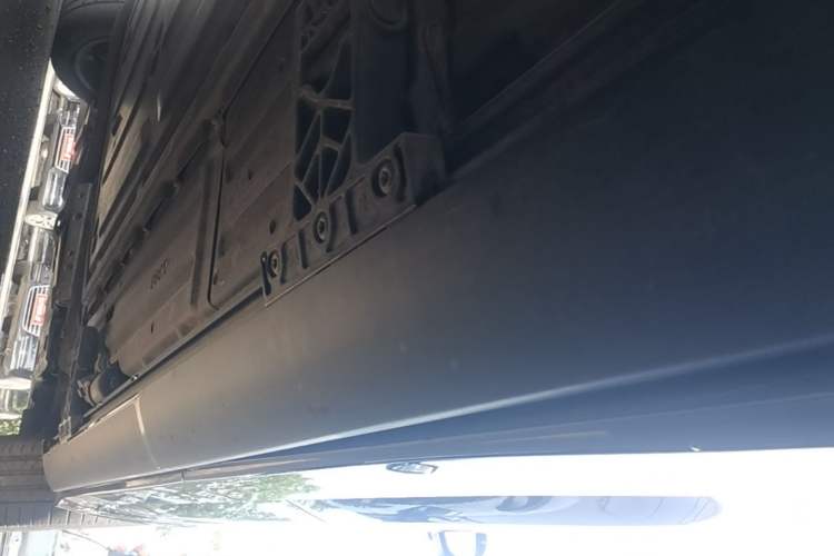 Used Li Auto L8 2024 Pro Model Left Side Sill