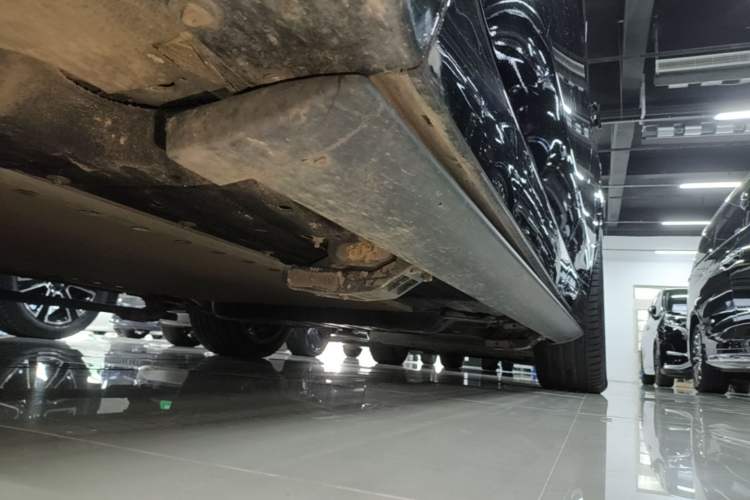 Used Li Auto L8 2024 Max Left Side Sill