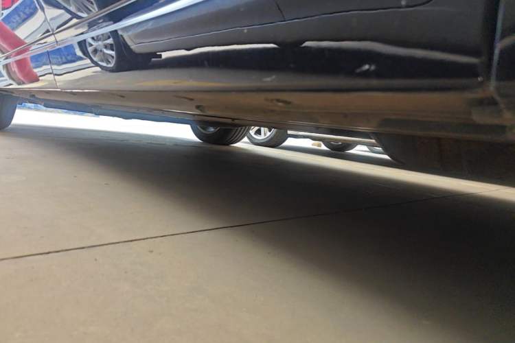 Used Li Auto L8 2024 Max Left Side Sill