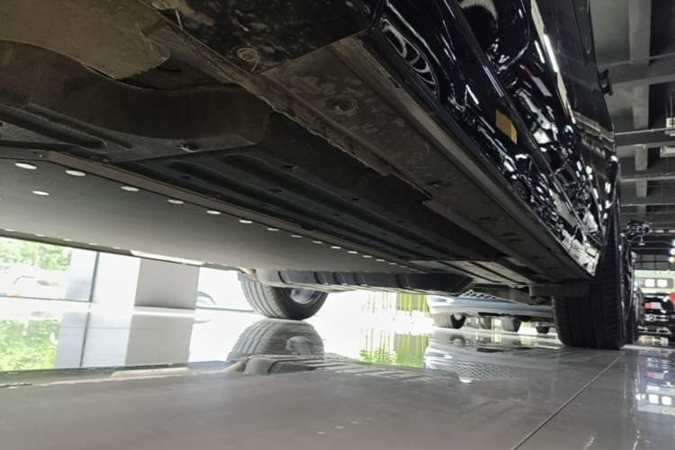 Used Li Auto L8 2024 Pro Model Left Side Sill