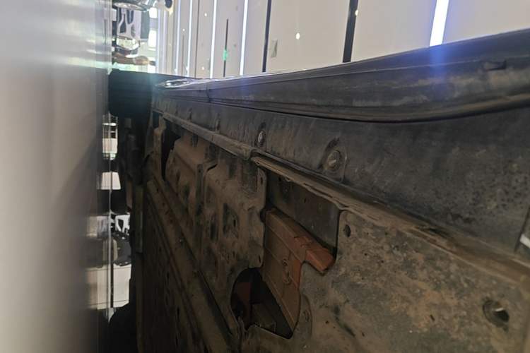 Used Li Auto L8 2024 Max Left Side Sill