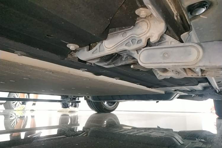 Used Li Auto L8 2024 Ultra Model Left Side Sill