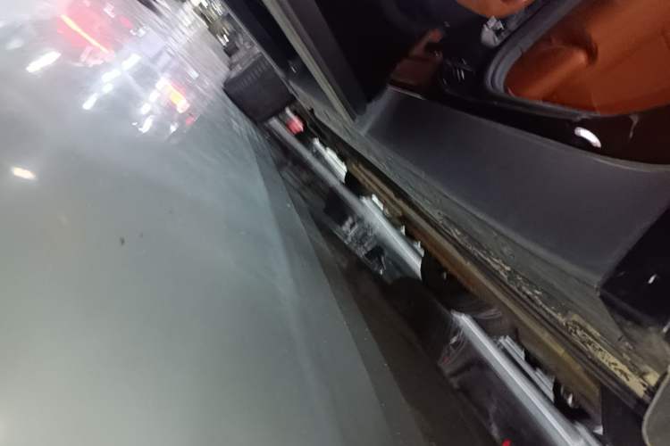 Used Li Auto L8 2024 Max Left Side Sill