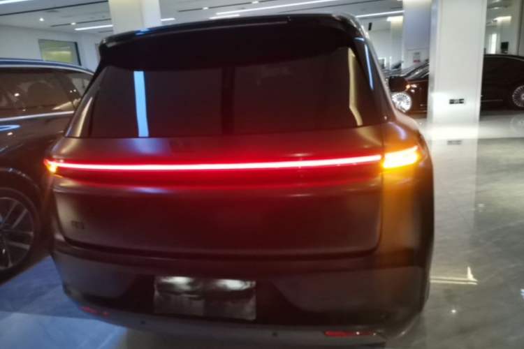 Used Li Auto L8 2024 Ultra Model Rear