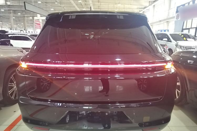 Used Li Auto L8 2024 Max Rear