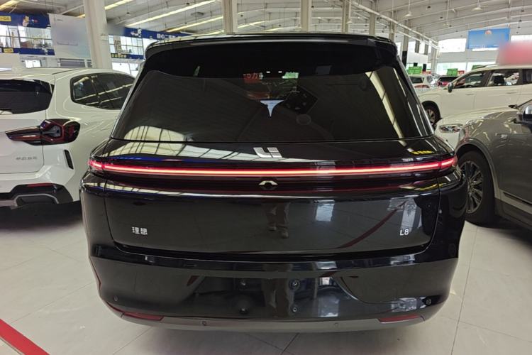Used Li Auto L8 2024 Pro Model Rear