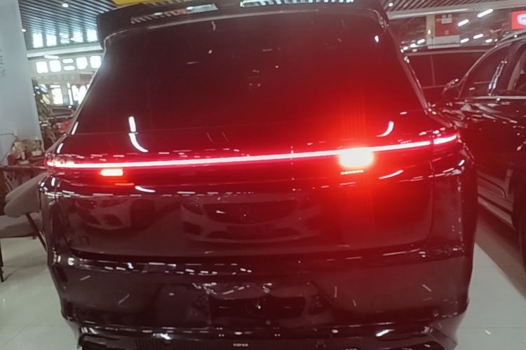Used Li Auto L8 2024 Pro Model Rear