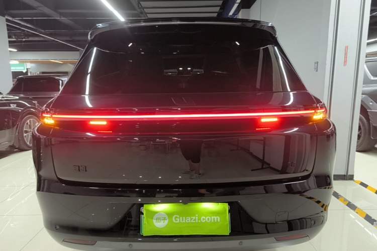 Used Li Auto L8 2024 Pro Model Rear