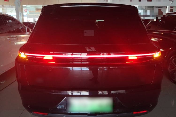 Used Li Auto L8 2024 Pro Model Rear