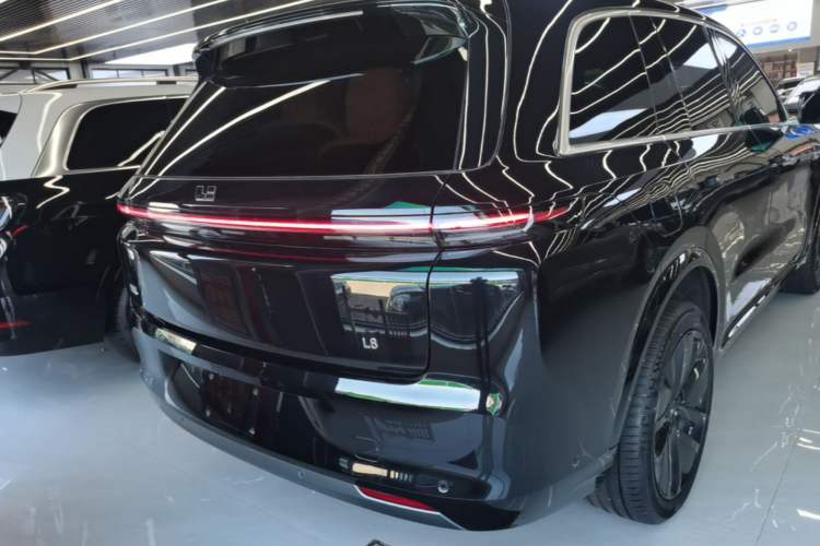 Used Li Auto L8 2024 Max Rear