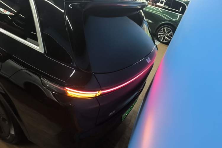 Used Li Auto L8 2024 Max Rear