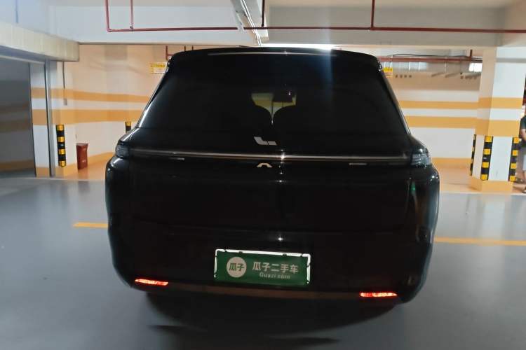 Used Li Auto L8 2024 Pro Model Rear