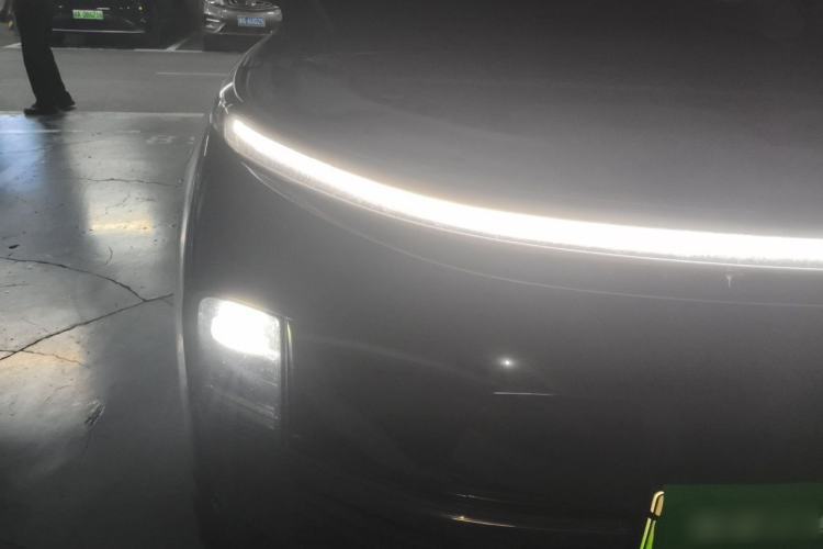 Used Li Auto L8 2024 Ultra Model Right Front Headlight