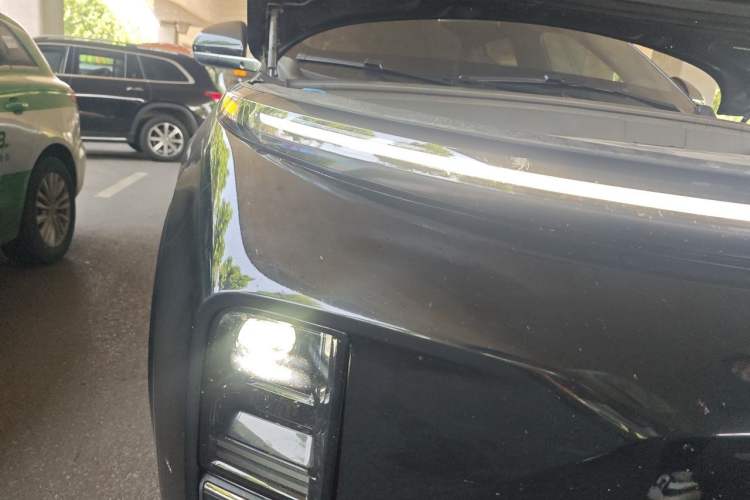 Used Li Auto L8 2024 Pro Model Right Front Headlight