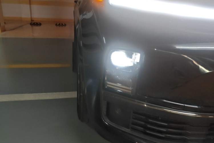 Used Li Auto L8 2024 Pro Model Right Front Headlight