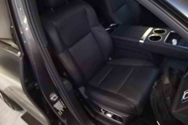 Used Li Auto L8 2024 Ultra Model Right Front Seat