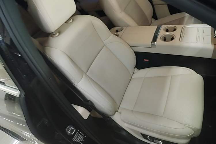 Used Li Auto L8 2024 Pro Model Right Front Seat