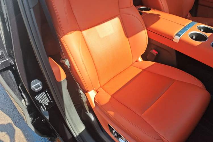 Used Li Auto L8 2024 Pro Model Right Front Seat