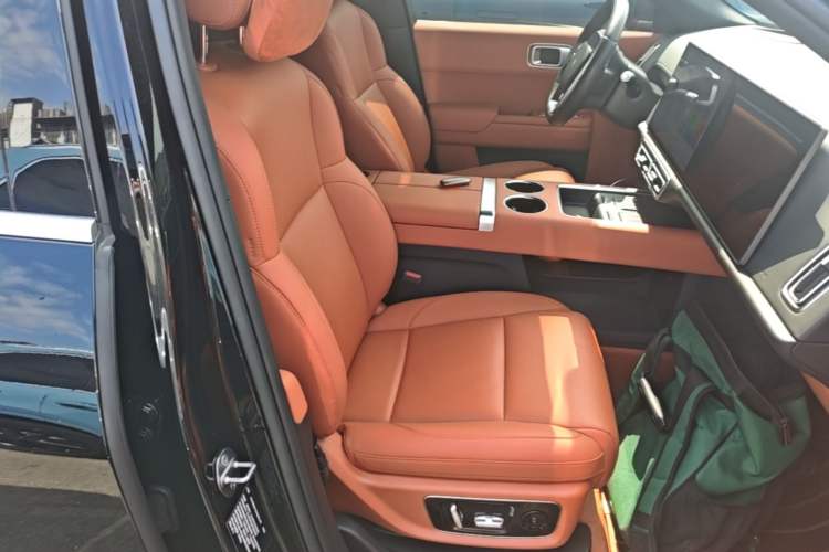 Used Li Auto L8 2024 Ultra Model Right Front Seat