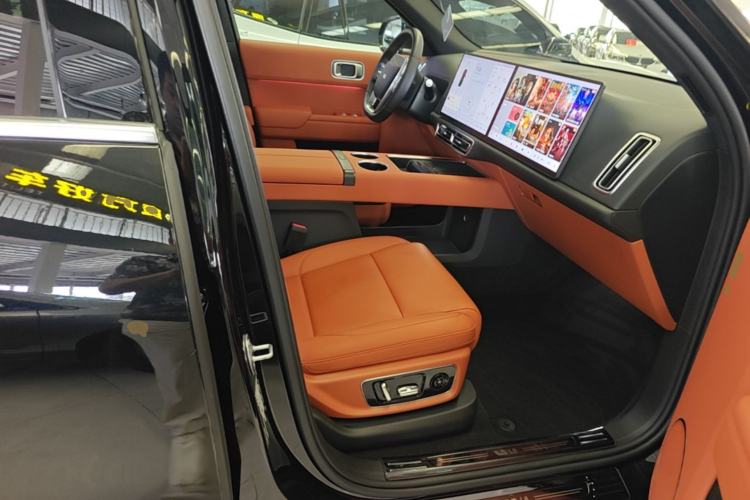 Used Li Auto L8 2024 Pro Model Right Front Seat