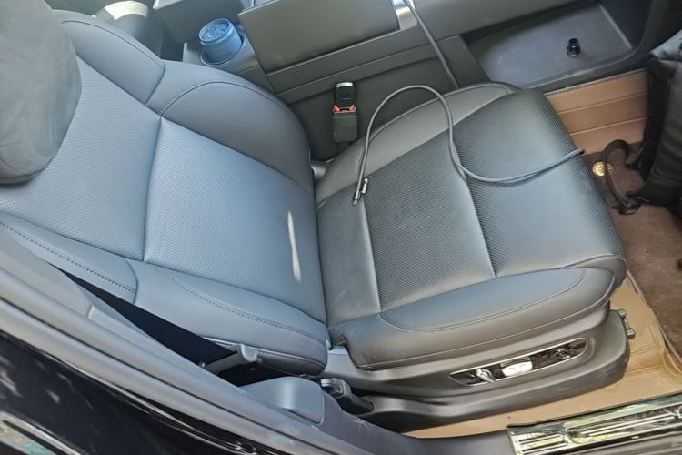 Used Li Auto L8 2024 Max Right Front Seat